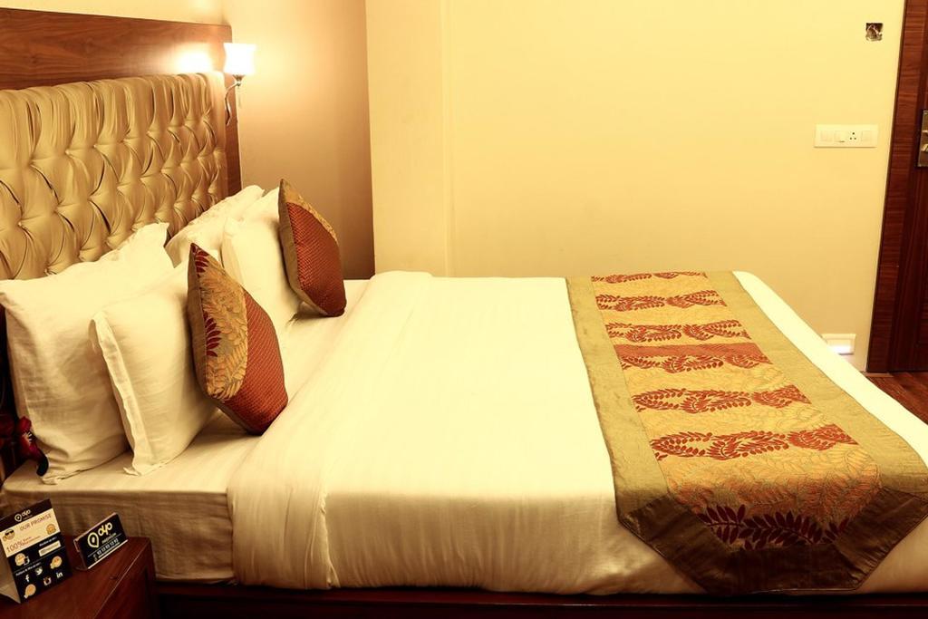 Oyo 1522 Npg Hotel Kalküta Dış mekan fotoğraf