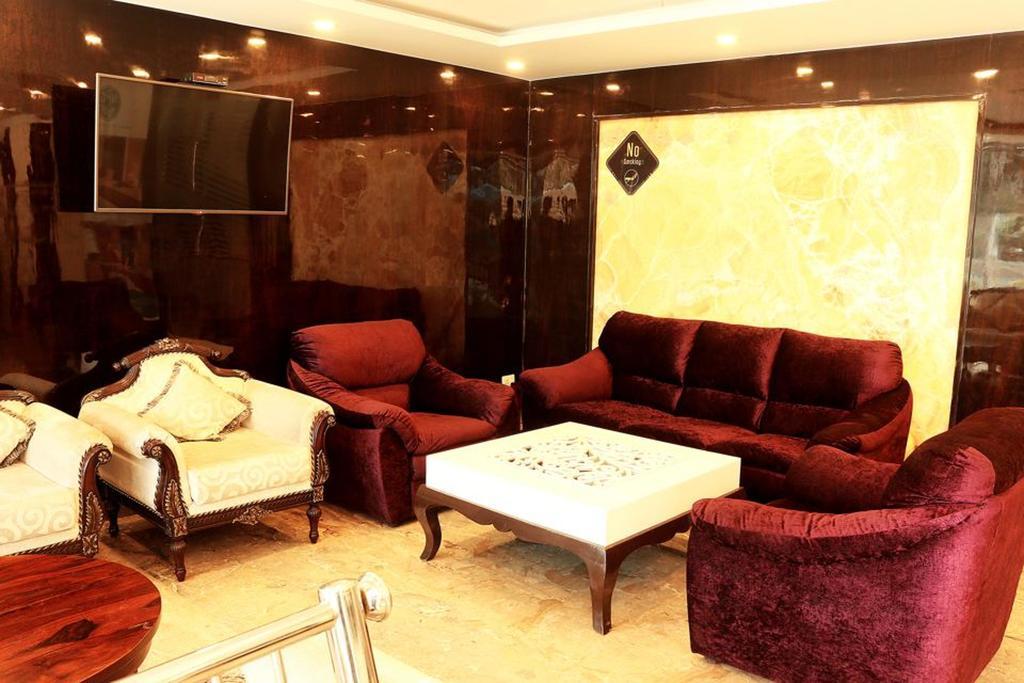 Oyo 1522 Npg Hotel Kalküta Dış mekan fotoğraf