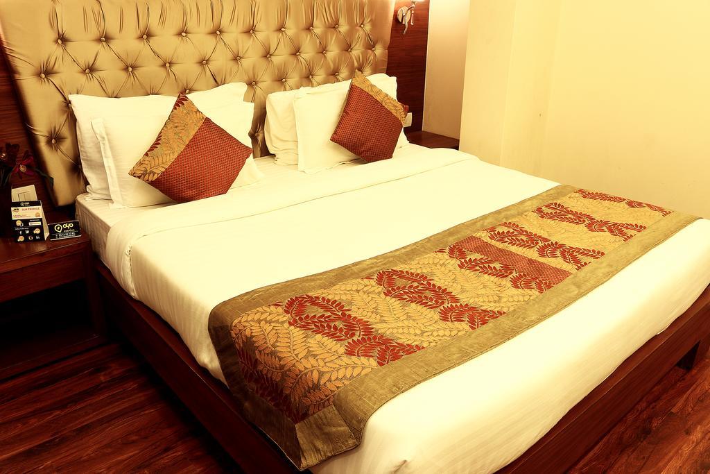 Oyo 1522 Npg Hotel Kalküta Dış mekan fotoğraf
